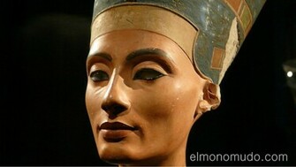 Nefertiti Wallpaper Neues Museum