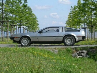 De Lorean Wallpaper