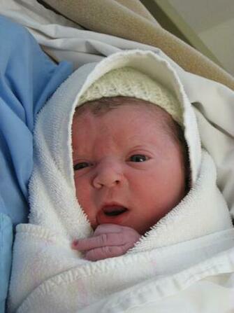 Cute Newborn Baby Boy Pictures 3d Wallpaper HD