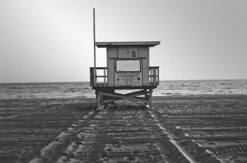 Beach Black And White Sea Tower HD Wallpaper