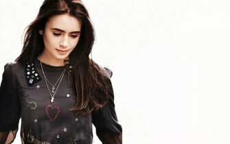 Lily Collins Wallpaper