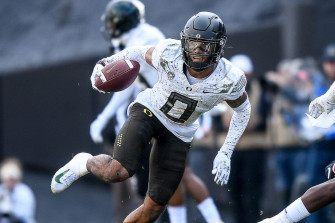 Oregon Cornerback Christian Gonzalez Has Cb1 Potential For Raiders Wallpaper