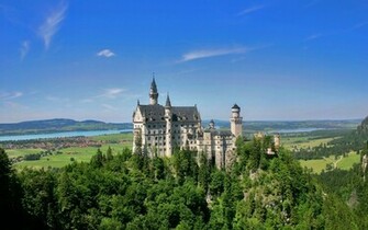 Beauty Majesty Neuschwanstein Castle Wallpaper HD