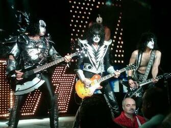 Kiss Heavy Metal Rock Bands Concert Guitar W Wallpaper Background
