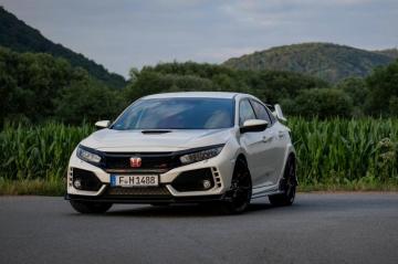 Honda Civic Type R 4k Ultra Wallpaper