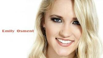 Emily Osment Dektop Wallpaper