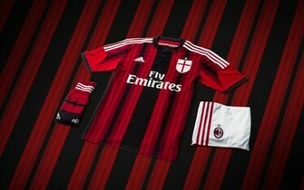 Logo Ac Milan Wallpaper