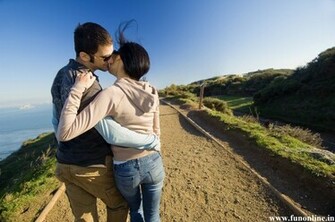 Beautiful Love Couple Wallpaper HD