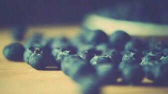 Depth Of Field Blueberry Wallpaper