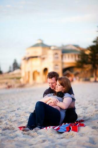 Couple Love Wallpaper Kissing