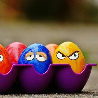 Wallpaper Weekends It S An Easter Eggstravaganza For iPad iPhone