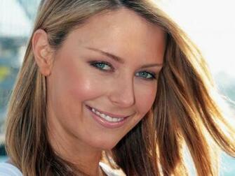 Jennifer Hawkins Desktop Wallpaper X