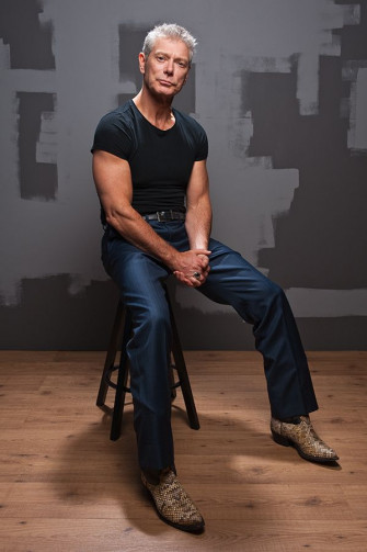 Captivating Photos Of Stephen Lang