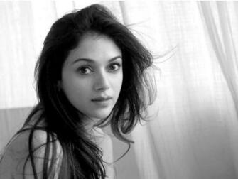HD Wallpaper Of Aditi Rao
