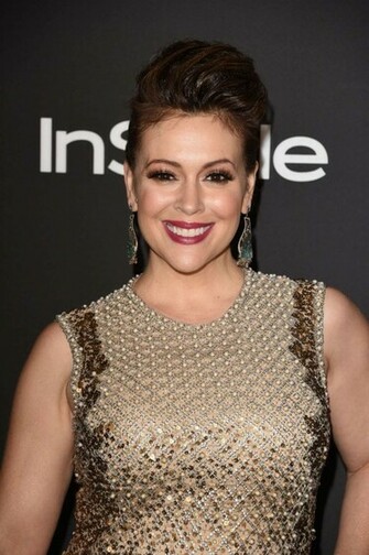 Alyssa Milano Hot Girls Wallpaper