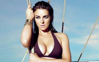 Elizabeth Hurley Wallpaper And Background Image Net