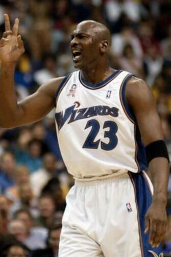 Michael Jordan iPhone Wallpaper HD