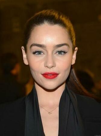 Emilia Clarke Ultra HD Wallpaper Celebrities In