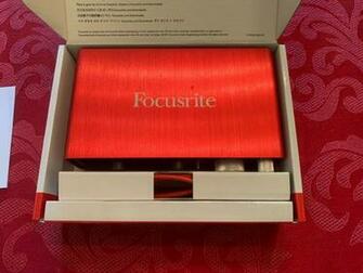 Focusrite Scarlett 2i2 Recording Interface Online