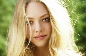 Amanda Seyfried Most Beautiful HD Wallpaper Imagetown In