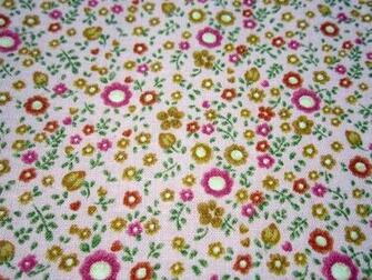Cotton Fat Quarter Pink And Gold Posies On Blush By Thredz