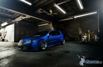 Volkswagen Golf R32 Lowrider Garage