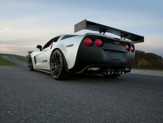 White Chevrolet Corvette C6 Z06 HD Wallpaper