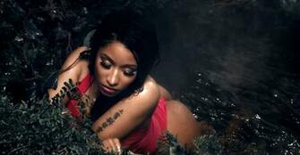 Video Nicki Minaj Anaconda Sports Hip Hop Piff The