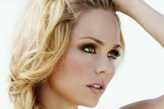 Laura Vandervoort HD Wallpaper Photos HDcolorspictures