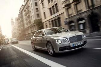 Luxery Sedan Bentley Flying Spur Grey