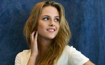 Female Celebrities High Resolution Wallpaper