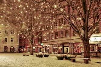 Snow Chapstick Hugs From Behind Paris New York Sleep Winter Christmas