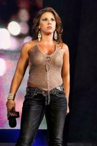 Tna Kcoukouts Mickie James Hot Wallpaper HD Actresses Pictures