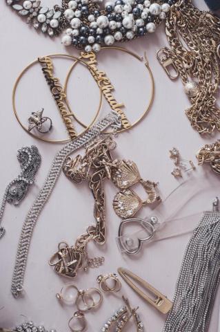 Accessories Pictures Image