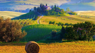 Haystacks Landscape Terraced Field Cottage Tuscany Italy Wallpaper