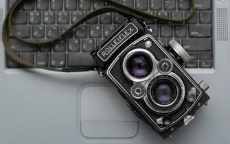 Old Rolleiflex Camera Wallpaper
