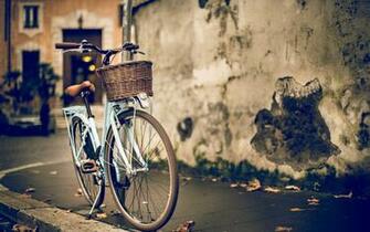 Vintage Bicycle Wallpaper