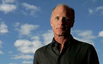 Ed Harris Wallpaper Background