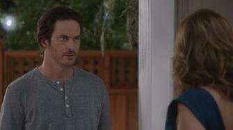 Oliver Hudson Says There Are Parallels To His Real Life In