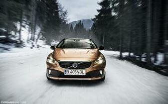 Volvo V40 Cross Country Road Speed Forest Winter HD Wallpaper