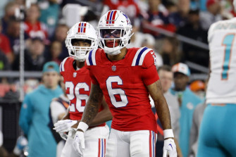 Christian Gonzalez Continues To Shine Early In Nfl Career Wallpaper