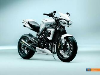 Triumph Street Triple R Wallpaper Mbike