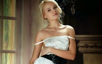 Wallpaper Top Most Beautiful Women Everything Has Beauty