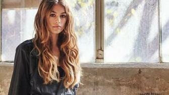 Kaia Gerber Wallpaper X Net