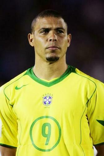 Ronaldo Luis Nazario Da Lima HD Wallpaper 7wallpaper Net