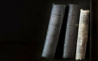 Old Books Wallpaper HD