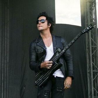 Synyster Gates Wallpaper