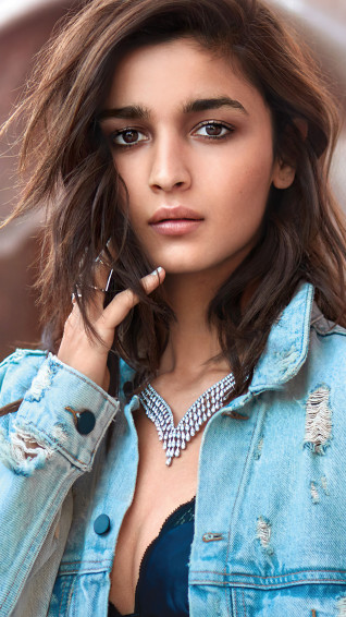 Alia Bhatt Beautiful Bollywood Girl 4k Wallpaper