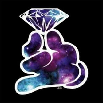 Mickey Mouse Hand Holding Diamond Car Pictures