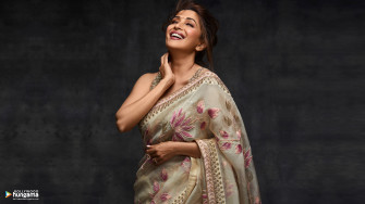 Madhuri Dixit Wallpaper Full Size